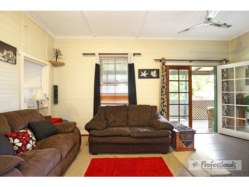 18 Samuelson Crescent, Armidale NSW 2350