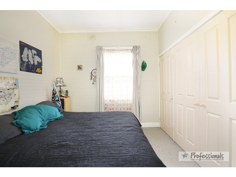 18 Samuelson Crescent, Armidale NSW 2350