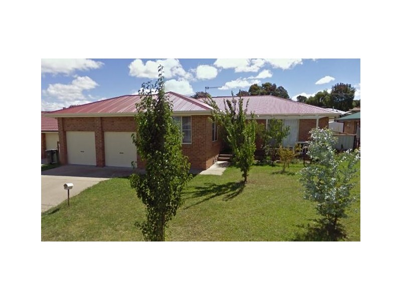 12 Aldred Avenue, Armidale NSW 2350