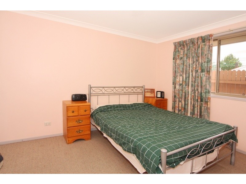 1/16 Naughten Avenue, Armidale NSW 2350