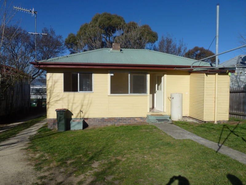 106 Markham Street, Armidale NSW 2350