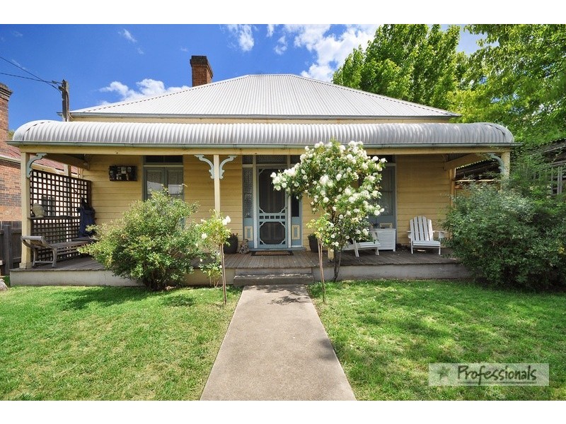 182 Brown Street, Armidale NSW 2350