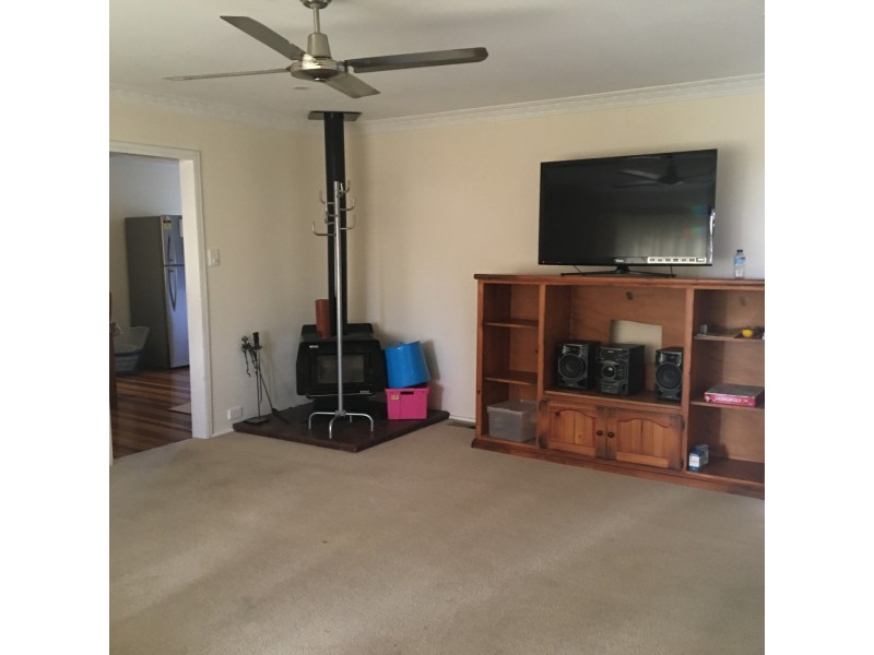 1 Carey Avenue, Armidale NSW 2350