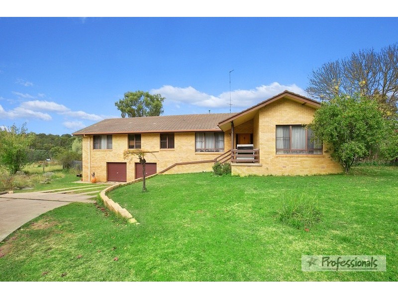 57 Arundel Drive, Armidale NSW 2350
