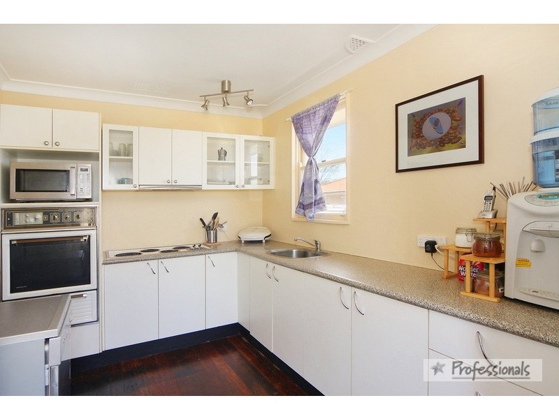 26 McBean Avenue, Armidale NSW 2350