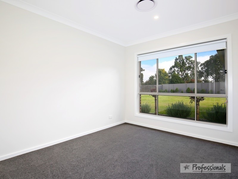 3 Campbell Parade, Armidale NSW 2350