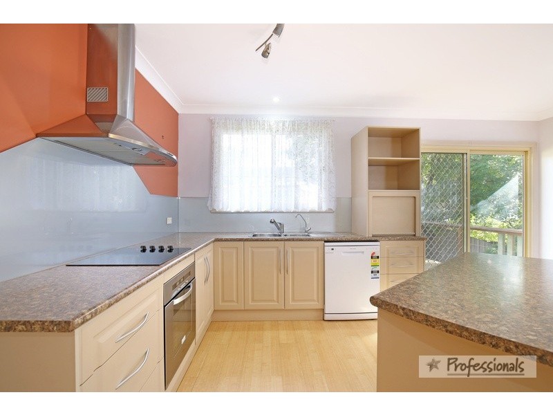 9 Richardson Avenue, Armidale NSW 2350