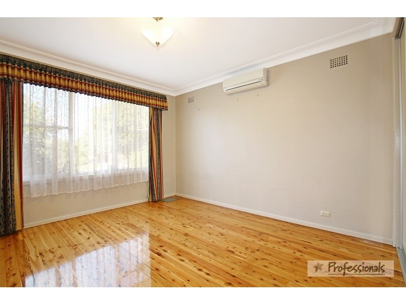 9 Richardson Avenue, Armidale NSW 2350