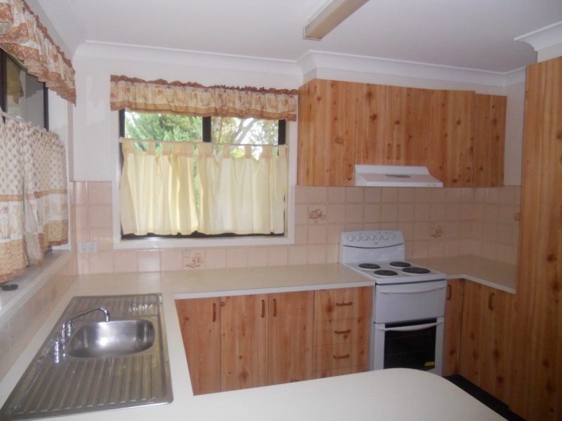 2/9 Napier Court, Armidale NSW 2350