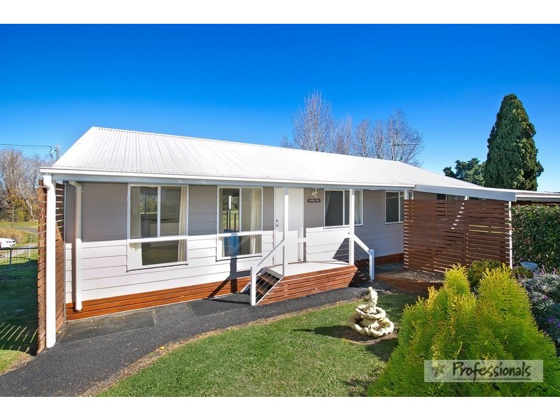 72 Butler Street, Armidale NSW 2350