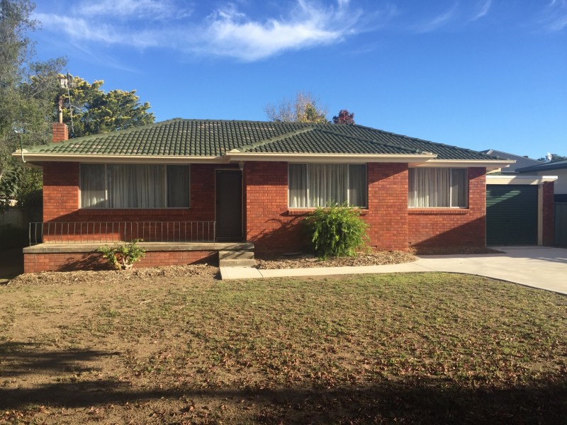 98 Lynches Road, Armidale NSW 2350