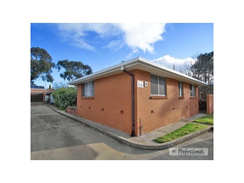 1/20 James Avenue, Armidale NSW 2350