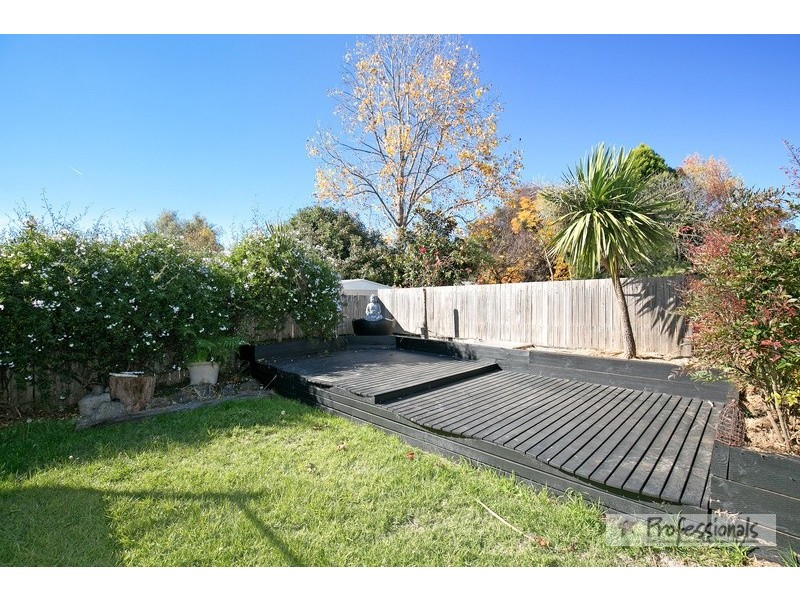 27 Duval Street, Armidale NSW 2350