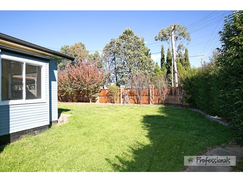 27 Duval Street, Armidale NSW 2350