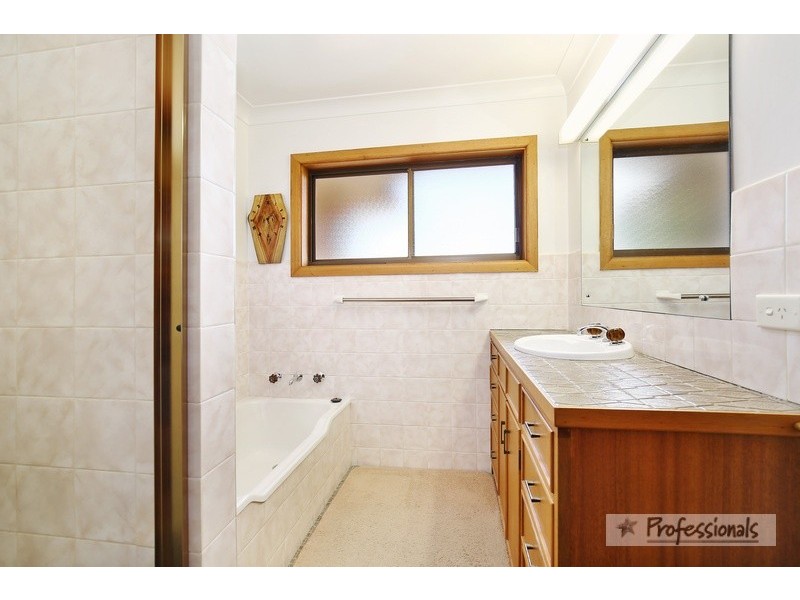 4 Ash Tree Drive, Armidale NSW 2350