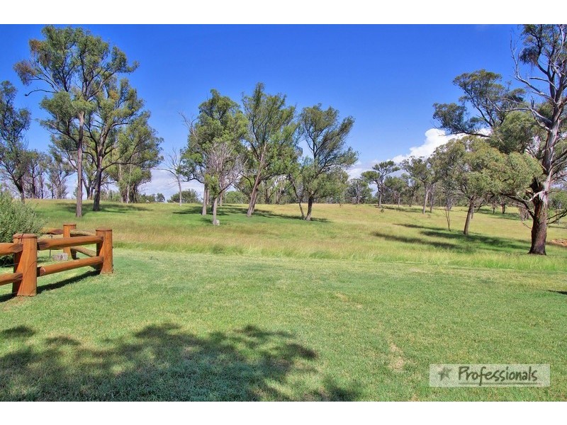 88 Gara Road, Armidale NSW 2350
