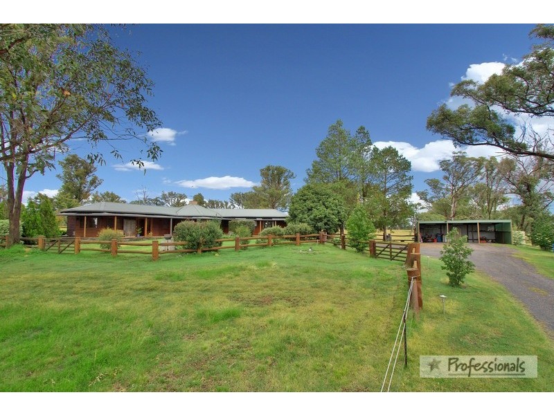 88 Gara Road, Armidale NSW 2350