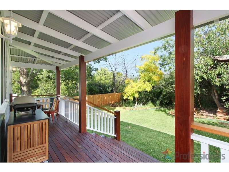 212 Marsh Street, Armidale NSW 2350