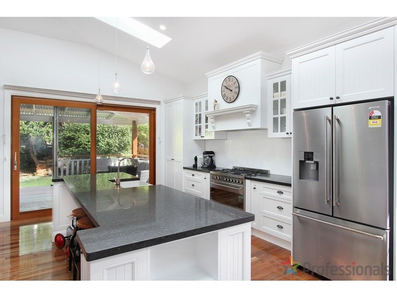 212 Marsh Street, Armidale NSW 2350