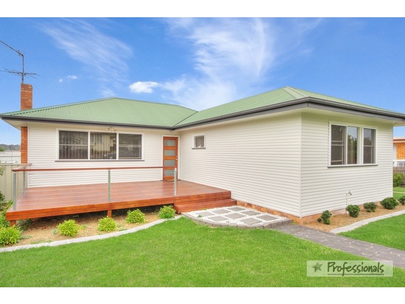 1 Kelly Avenue, Armidale NSW 2350