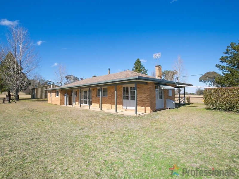 ‘Harrogate’ 176 Heathersleigh Road, Kellys Plains NSW 2350