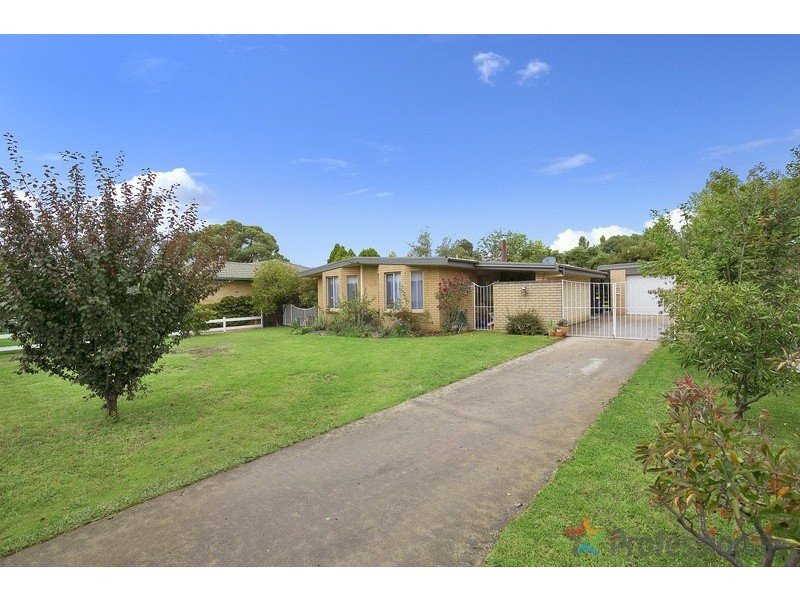 90 Lynches Road, Armidale NSW 2350