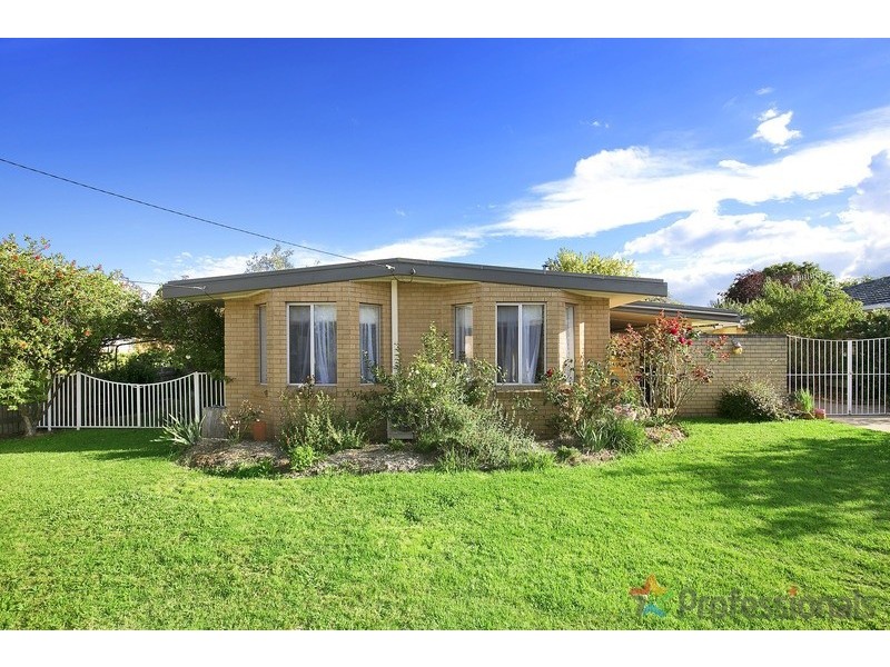 90 Lynches Road, Armidale NSW 2350