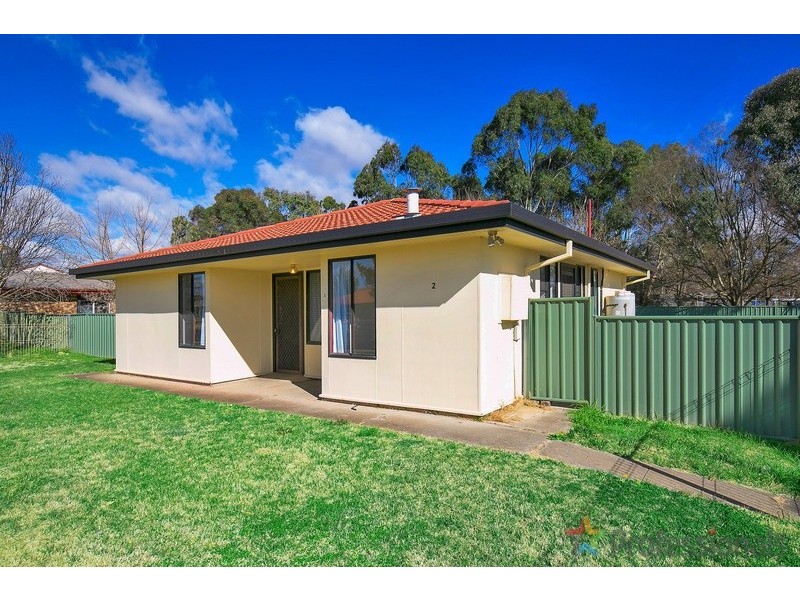 2 McIntosh Crescent, Armidale NSW 2350