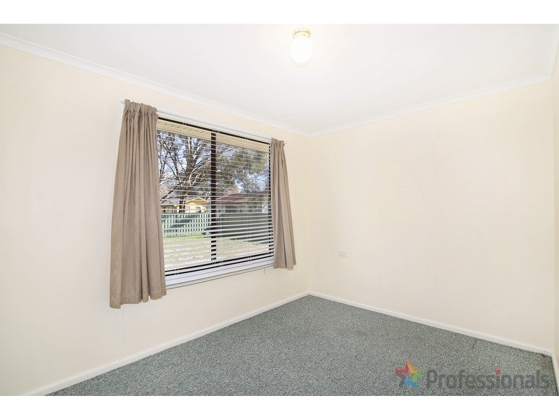2 McIntosh Crescent, Armidale NSW 2350