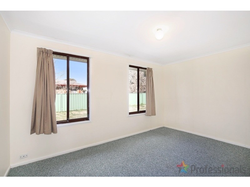 2 McIntosh Crescent, Armidale NSW 2350