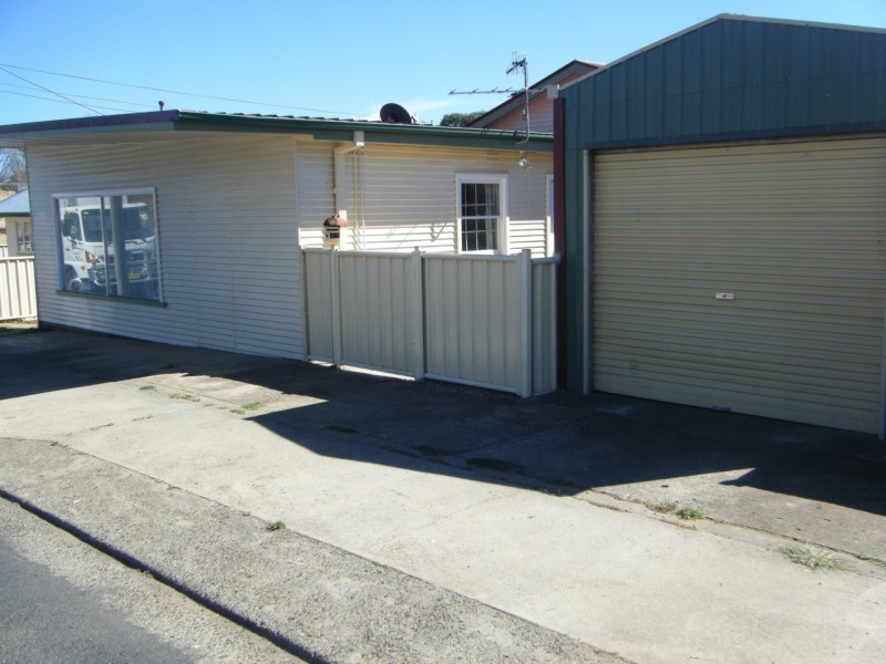 39a Mann Street, Armidale NSW 2350