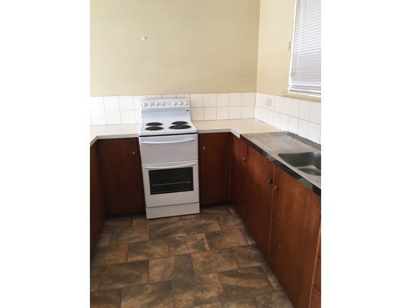 3/8 Marshall Avenue, Armidale NSW 2350