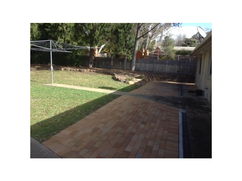 1/10 Moyes Street, Armidale NSW 2350