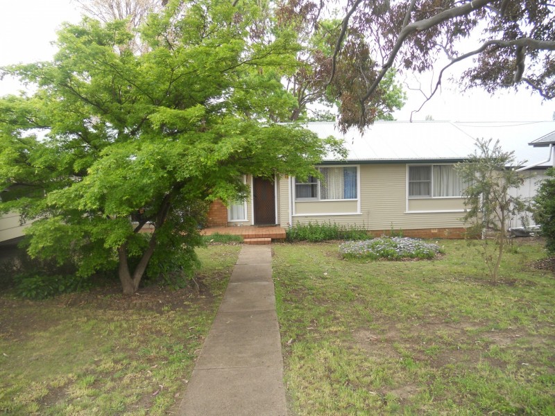 25 Hargrave Street, Armidale NSW 2350