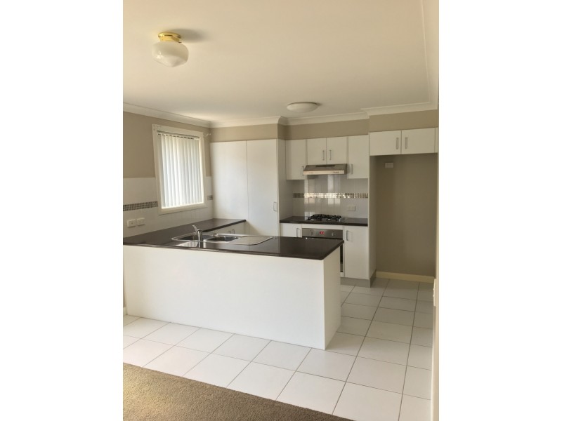 8a Netherton Park Avenue, Armidale NSW 2350