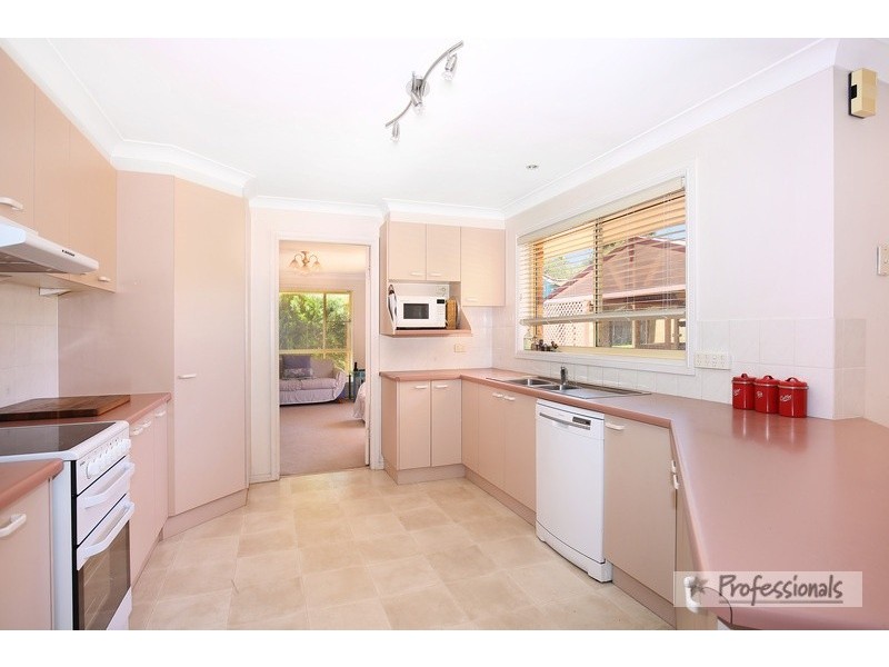 25 Golden Grove, Armidale NSW 2350