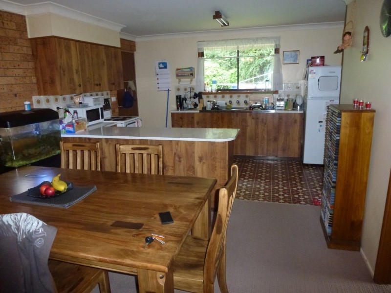 2/1 Robina Close, Armidale NSW 2350