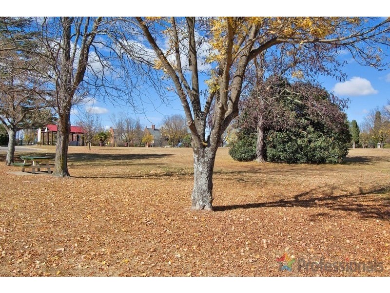 79 Barney Street, Armidale NSW 2350