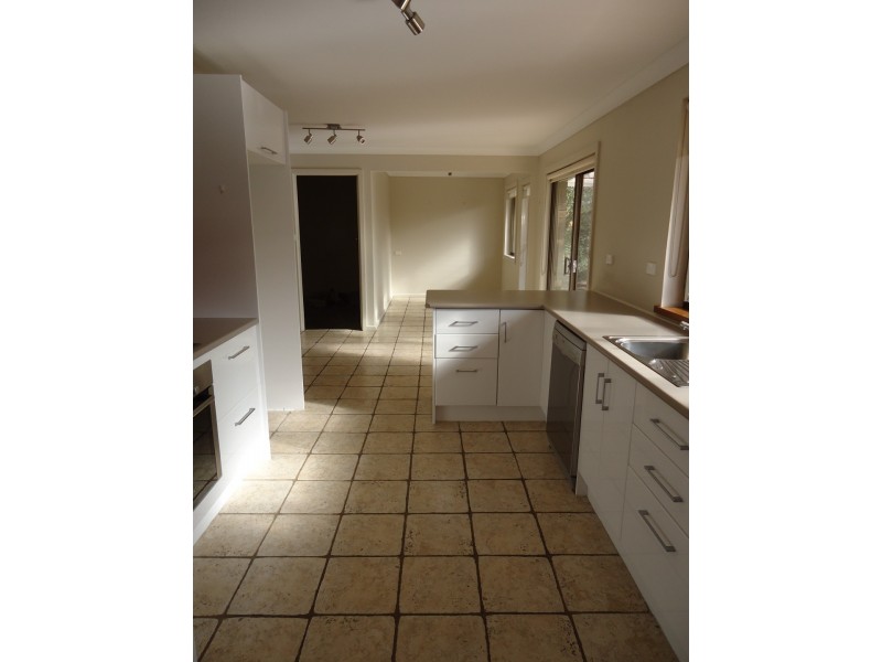 1 Tamar Place, Armidale NSW 2350