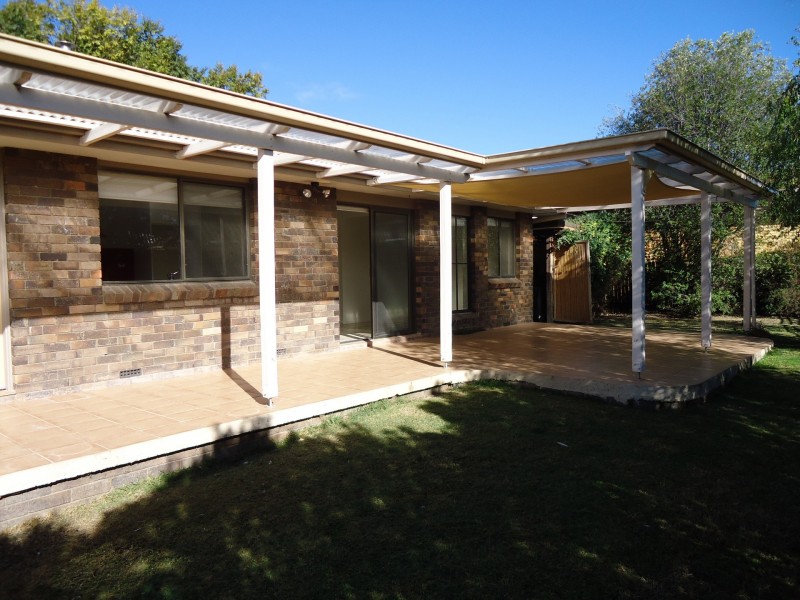 1 Tamar Place, Armidale NSW 2350
