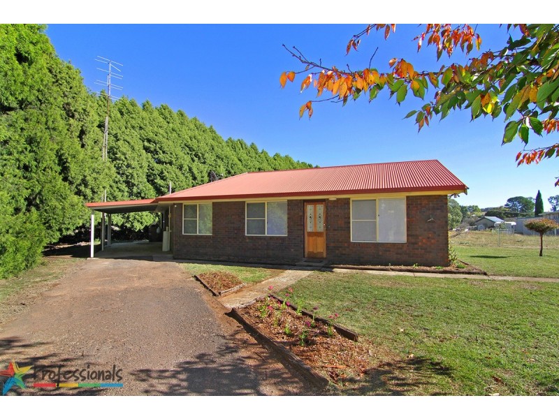 3174 New England Highway, Black Mountain NSW 2365