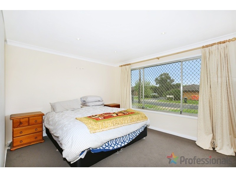 2 Wigan Avenue, Armidale NSW 2350