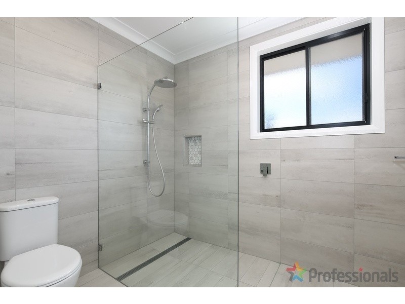 8/22 Freeman Crescent, Armidale NSW 2350