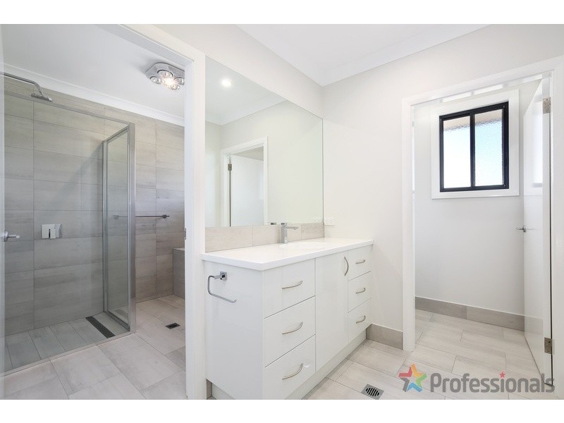 8/22 Freeman Crescent, Armidale NSW 2350