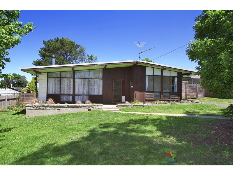 4 Johnson Avenue, Armidale NSW 2350