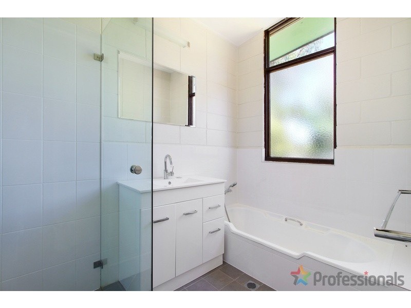 4 Johnson Avenue, Armidale NSW 2350