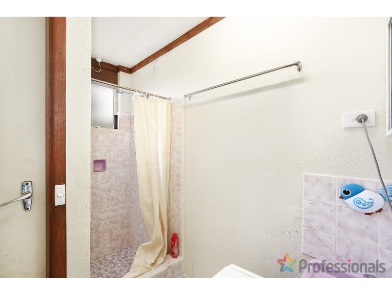 2/37 Mayfield Avenue, Armidale NSW 2350