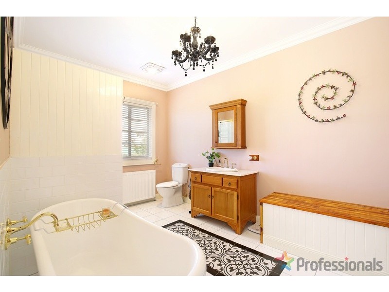 15-17 Queen Street, Hillgrove NSW 2350