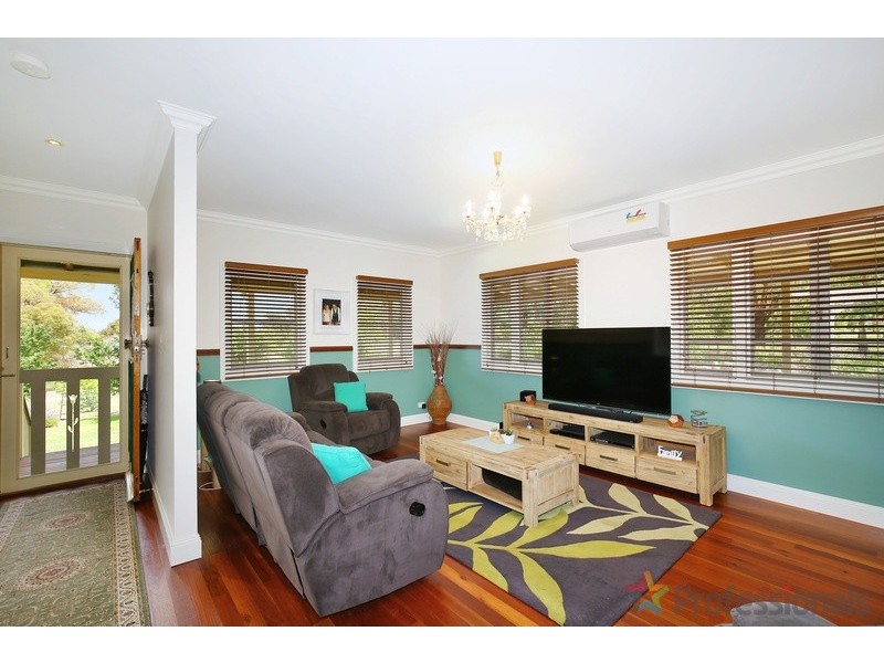 15-17 Queen Street, Hillgrove NSW 2350