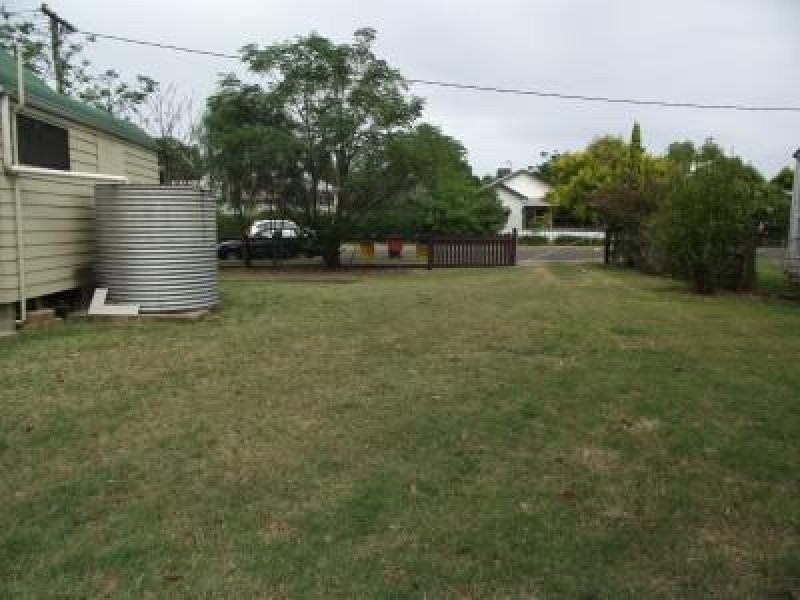 27 Gwydir Street, Moree NSW 2400